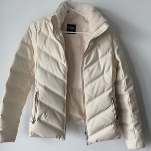 Zara light beige/cream puffer jacket